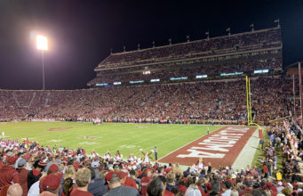 Gaylord Family – Oklahoma Memorial Stadium review: Okay stadium, crappy fans Gaylord Family - Oklahoma Memorial Stadium review