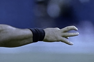 Russell Wilson finger injury
