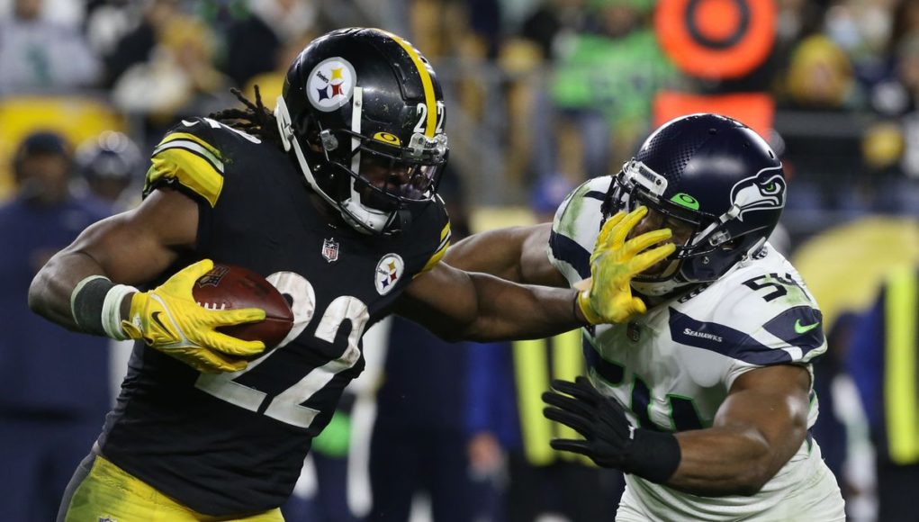 Najee Harris’ handcuff