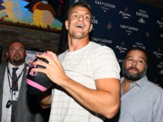 Is Rob Gronkowski worth stashing in dynasty fantasy football? Rob Gronkowski dynasty