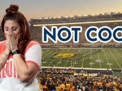 Auburn fans are hella dumb. Attending the last SEC at Pac-12 game in history? Auburn fans dumb