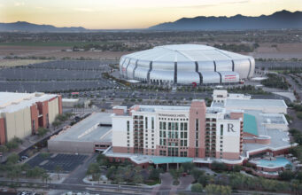 Finding the best hotels close to State Farm Stadium for the 2026 Fiesta Bowl hotels close 2026 Fiesta Bowl